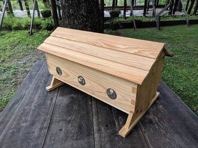 Universal Hive Stands